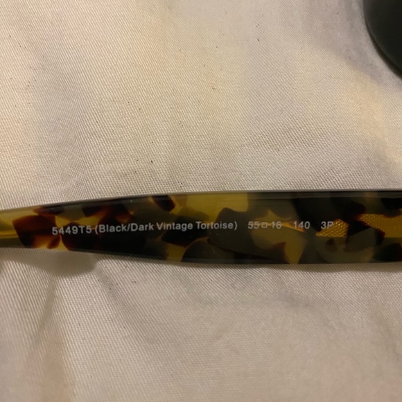 Coach sunglasses - Picture 6 of 8